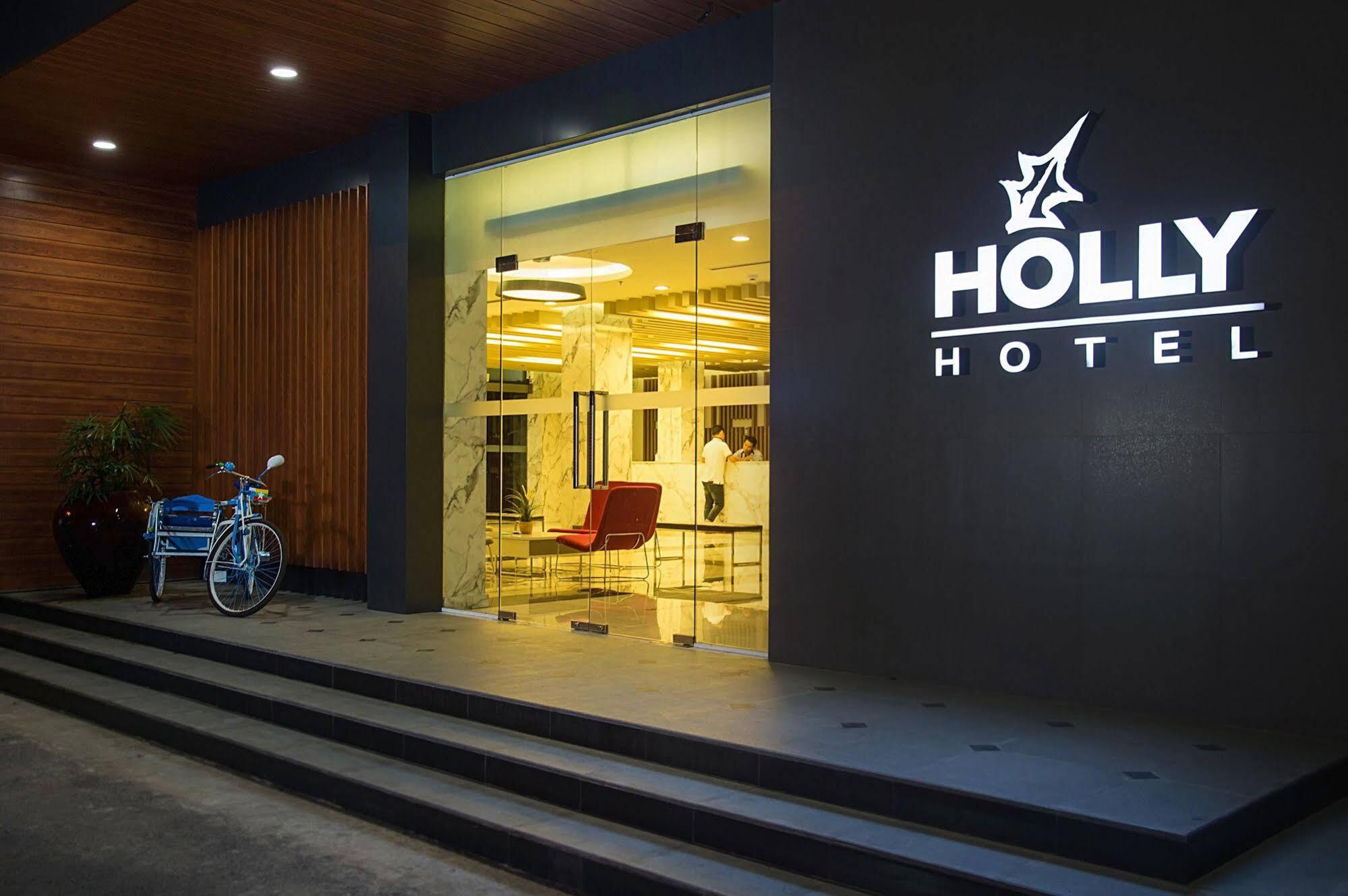 Holly Hotel Myanmar Rangoon Buitenkant foto